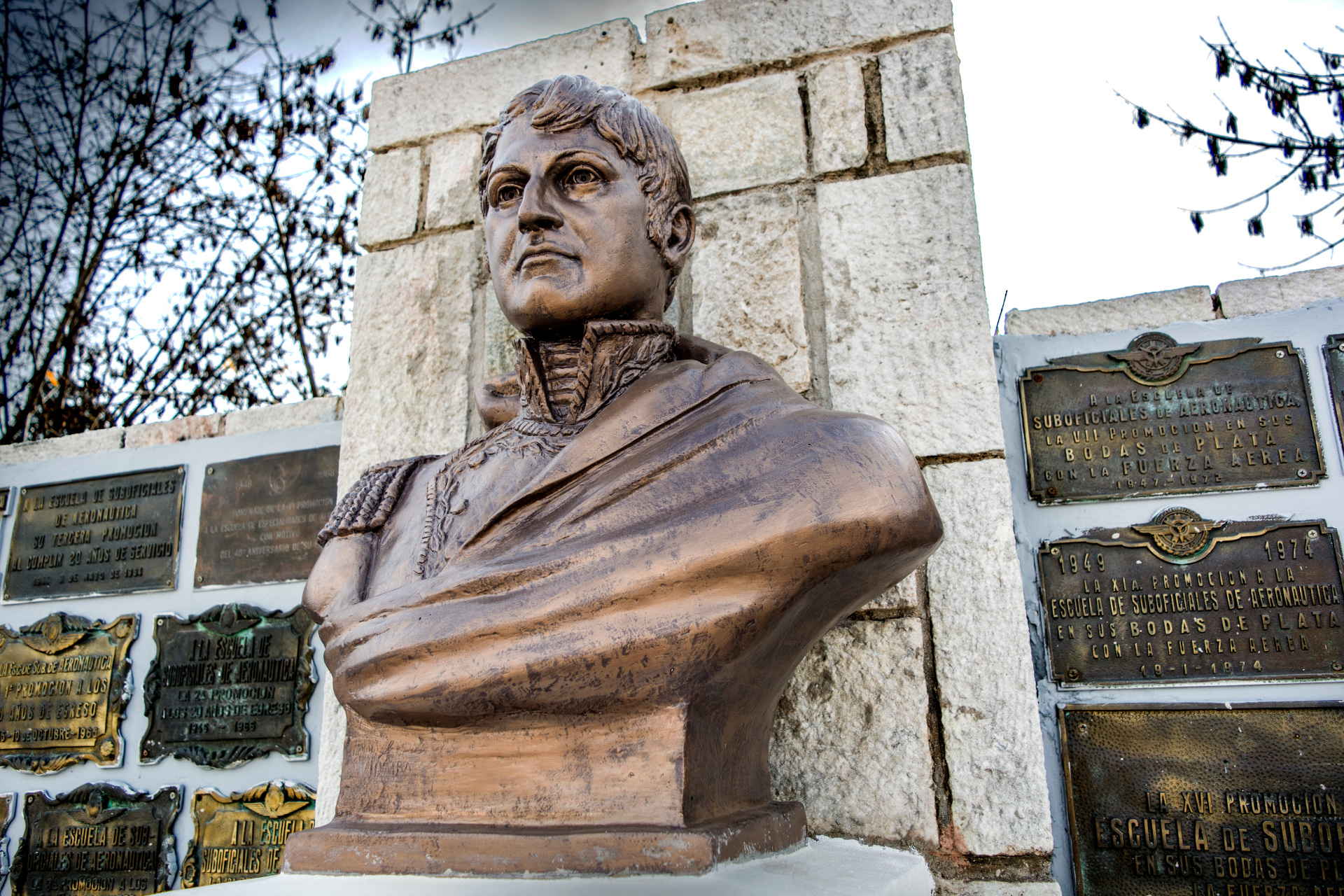 Busto Manuel Belgrano