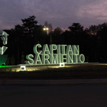 Inauguración Monumento Capitán Sarmiento